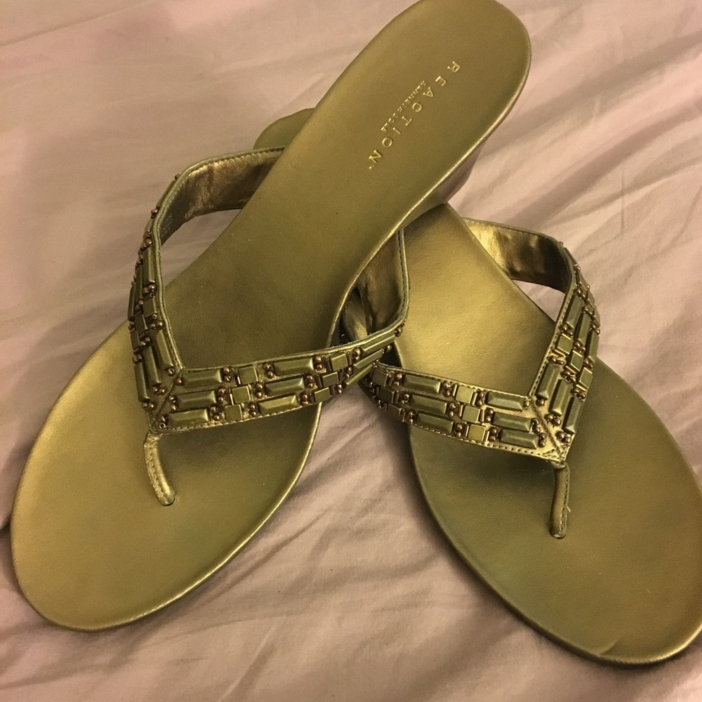 VGUC Reaction “Stud Zone” bronze wedges, size 10M